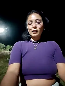 Lily-o online show from 12/17/25, 03:23