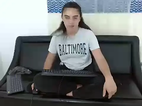 Snapshot of Arieeel_09 chatting on 09/18/25, 11:51 Arieeel 09 online show from 09/18/25, 11:51