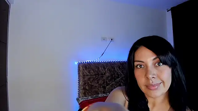 Vik gomez online show from 12/18/25, 03:01