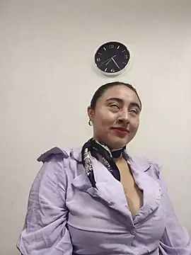 Snapshot of AMATISTA__16 chatting on 10/10/25, 12:26 AMATISTA 16 online show from 10/10/25, 12:26