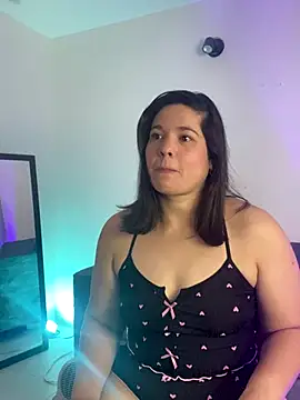 Snapshot of leiablack chatting on 09/17/25, 12:07 leiablack online show from 09/17/25, 12:07