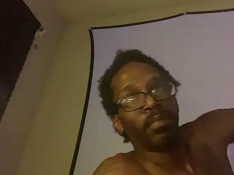 Snapshot of Triggerhappycj100 chatting on 10/09/25, 07:50 Triggerhappycj100 online show from 10/09/25, 07:50