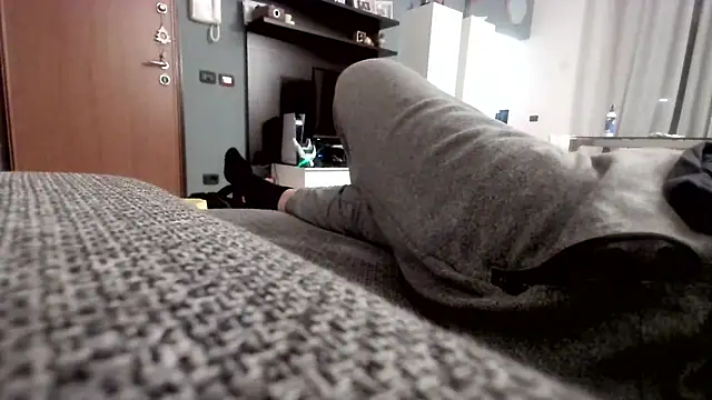 Snapshot of cucciolotto76 chatting on 11/25/25, 08:31 cucciolotto76 online show from 11/25/25, 08:31