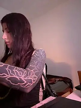 Privad ravenna online show from 07/27/26, 01:45