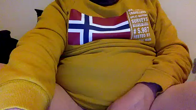 Snapshot of steve669_hot chatting on 01/10/26, 10:25 steve669 hot online show from 01/10/26, 10:25