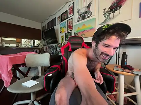 Pupscritch online show from 05/13/26, 03:42