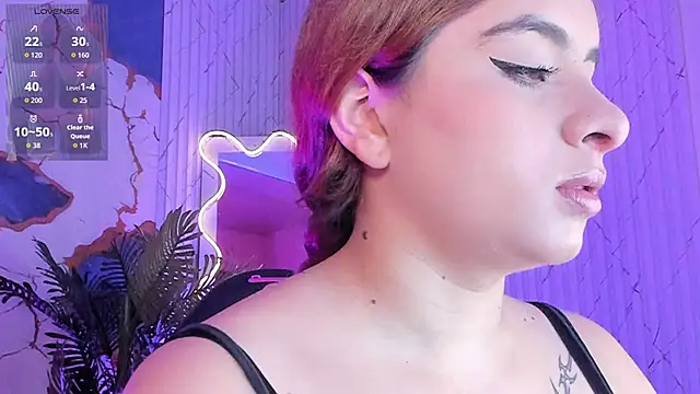 Naomy tay1 online show from 05/02/26, 03:33