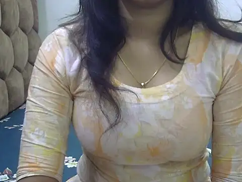 SONIYA 47 online show from 11/17/25, 11:32