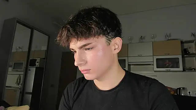 Snapshot of mystic_evan chatting on 09/29/25, 10:47 mystic evan online show from 09/29/25, 10:47