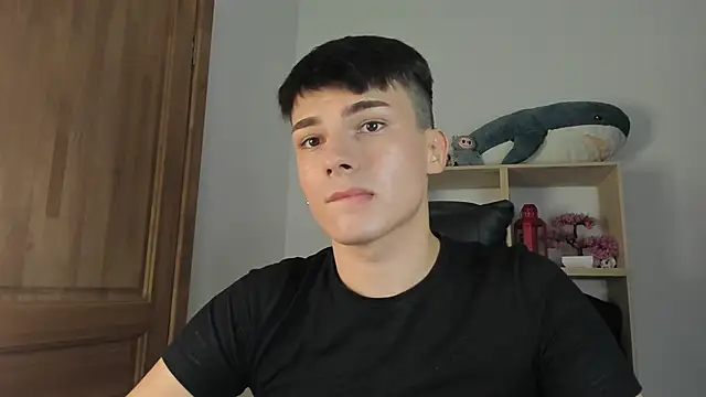 Snapshot of mystic_evan chatting on 11/12/25, 03:12 mystic evan online show from 11/12/25, 03:12
