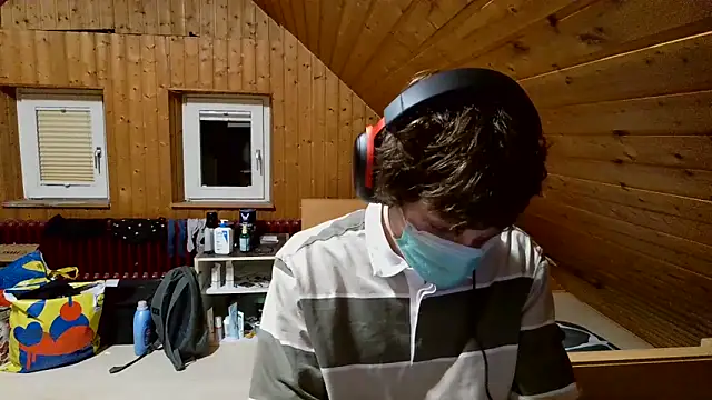 Snapshot of Imagerysin23 chatting on 12/22/25, 05:32 Imagerysin23 online show from 12/22/25, 05:32