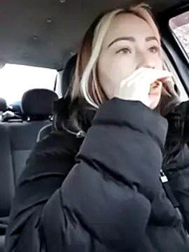 Reina Cummings online show from 11/20/25, 06:02