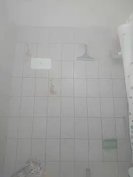Snapshot of Auroraluna_- chatting on 05/13/26, 04:32 Auroraluna - online show from 05/13/26, 04:32