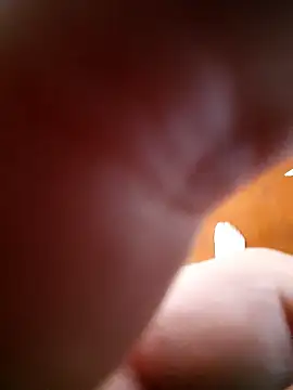 Snapshot of starvingo2002 chatting on 09/17/25, 05:09 starvingo2002 online show from 09/17/25, 05:09