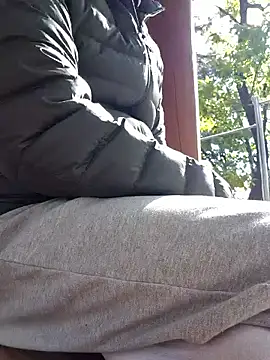 starvingo2002 online show from 11/02/25, 04:04