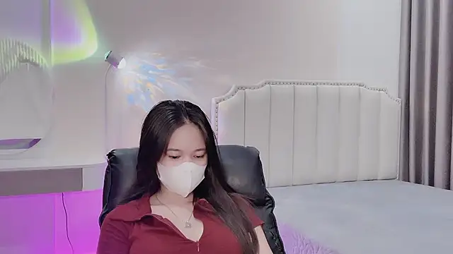 Snapshot of _Dorry_ chatting on 11/16/25, 05:35 Dorry online show from 11/16/25, 05:35