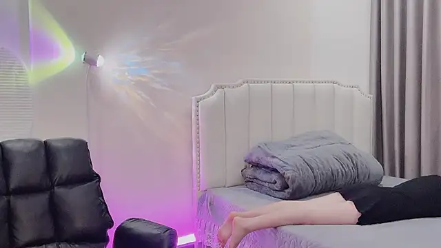 Snapshot of _Dorry_ chatting on 12/04/25, 08:12 Dorry online show from 12/04/25, 08:12