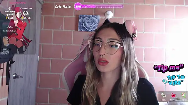 Snapshot of Andrea_camilaaa chatting on 02/18/26, 07:21 Andrea camilaaa online show from 02/18/26, 07:21