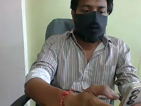 Snapshot of autophile-indian chatting on 09/16/25, 10:38 autophile-indian online show from 09/16/25, 10:38