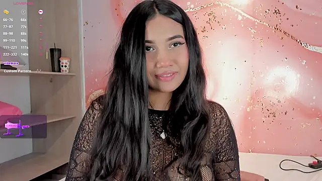 Snapshot of Annelov18 chatting on 10/14/25, 07:36 Annelov18 online show from 10/14/25, 07:36