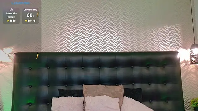 Snapshot of Sharonevanss_ chatting on 01/08/26, 08:11 Sharonevanss online show from 01/08/26, 08:11