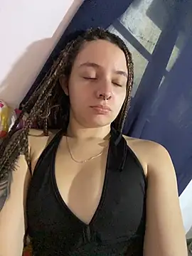 karla-thomsom10 online show from 05/29/26, 07:34