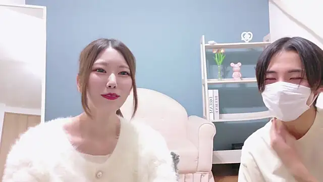 Snapshot of Reto-sama chatting on 10/18/25, 04:41 Reto-sama online show from 10/18/25, 04:41