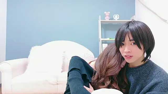 Snapshot of Reto-sama chatting on 12/16/25, 01:27 Reto-sama online show from 12/16/25, 01:27