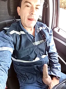 Blackaxes online show from 09/11/25, 06:30