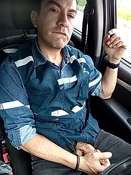 Snapshot of Blackaxes chatting on 01/13/26, 09:09 Blackaxes online show from 01/13/26, 09:09