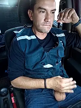 Snapshot of Blackaxes chatting on 03/18/26, 09:29 Blackaxes online show from 03/18/26, 09:29