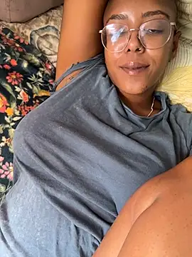 aliasyourfav online show from 11/09/25, 04:49