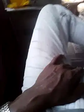 Snapshot of SAManthapathmasri chatting on 12/17/25, 09:04 SAManthapathmasri online show from 12/17/25, 09:04