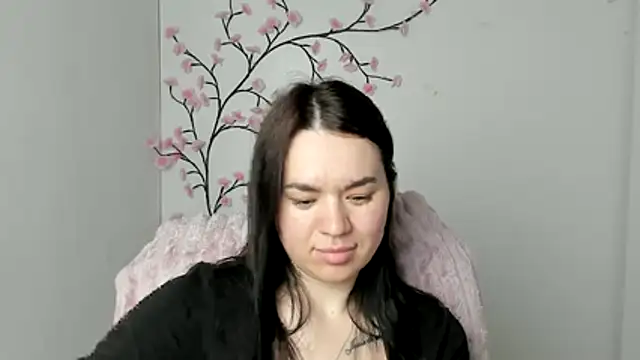 Lola Saymyname online show from 05/16/26, 10:36