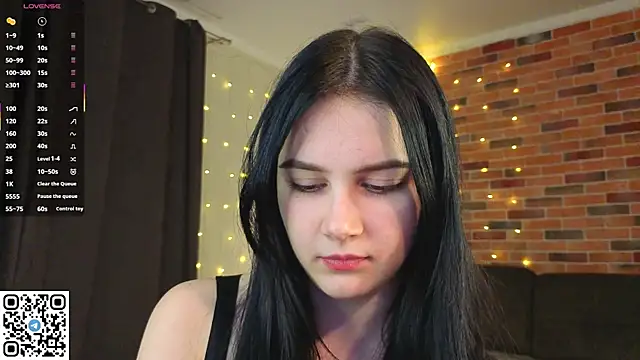 EnricaElis online show from 12/16/25, 08:03