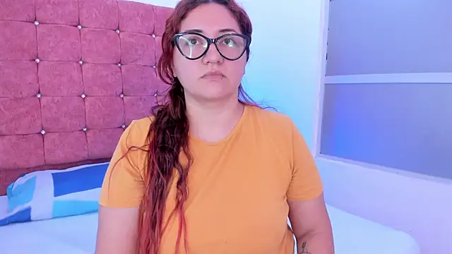 mishell lovely online show from 12/17/25, 01:17