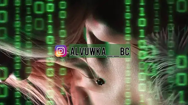 Snapshot of Alvuwkaa chatting on 11/23/25, 02:39 Alvuwkaa online show from 11/23/25, 02:39
