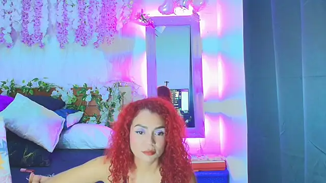 Snapshot of DevoraHarper_ chatting on 06/25/26, 11:48 DevoraHarper online show from 06/25/26, 11:48