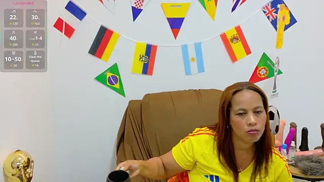 evvaa moon69 online show from 06/15/26, 12:40