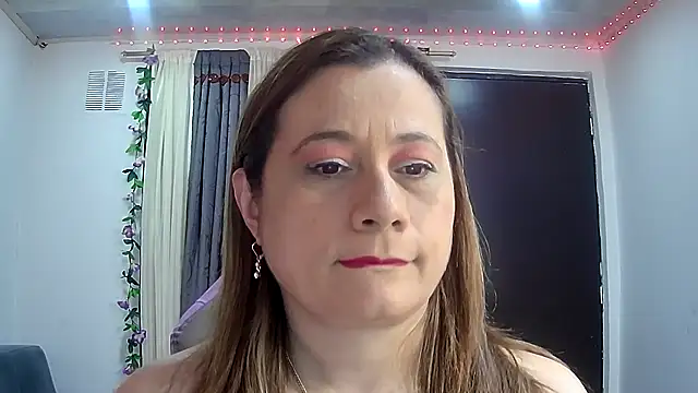 milagros latina75 online show from 11/13/25, 09:58