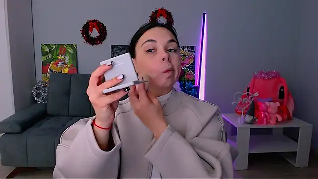 queenofthesense  online show from 11/29/25, 02:42