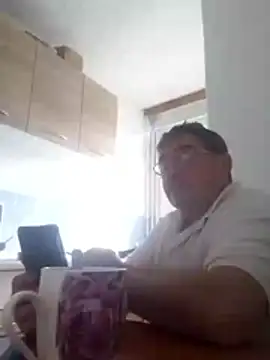 Snapshot of ColaredCuck55 chatting on 11/12/25, 08:59 ColaredCuck55 online show from 11/12/25, 08:59