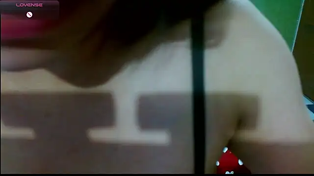 Snapshot of hiilarybrown chatting on 05/30/26, 11:13 hiilarybrown online show from 05/30/26, 11:13