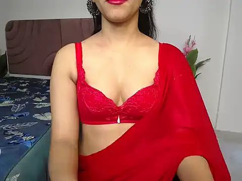 Snapshot of Hot_Queen2 chatting on 09/24/25, 07:01 Hot Queen2 online show from 09/24/25, 07:01