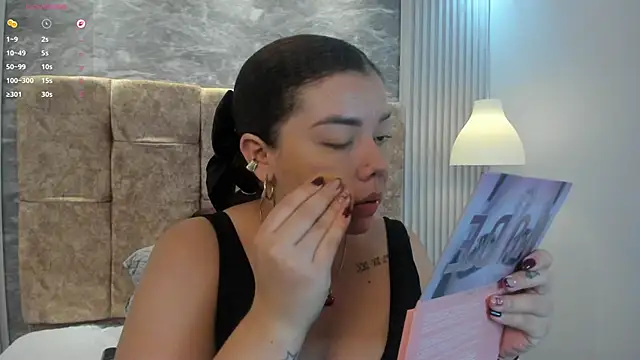 leilapons online show from 11/14/25, 05:44