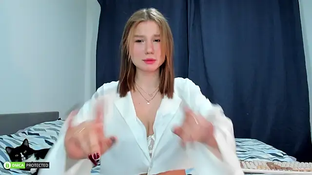 Snapshot of hey_tyankaa chatting on 12/18/25, 02:06 hey tyankaa online show from 12/18/25, 02:06