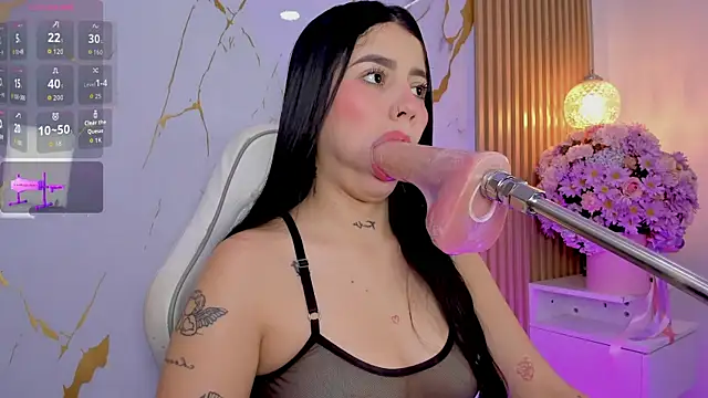 alissaowens  online show from 07/28/26, 11:17