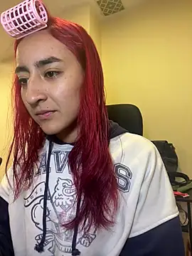 JuliethaDemon  online show from 05/08/26, 02:11