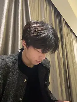 Snapshot of junjun1189 chatting on 03/27/26, 11:32 junjun1189 online show from 03/27/26, 11:32
