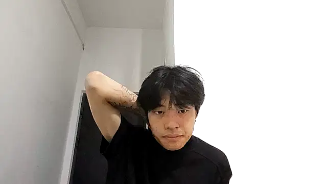 Snapshot of junjun1189 chatting on 04/18/26, 01:20 junjun1189 online show from 04/18/26, 01:20